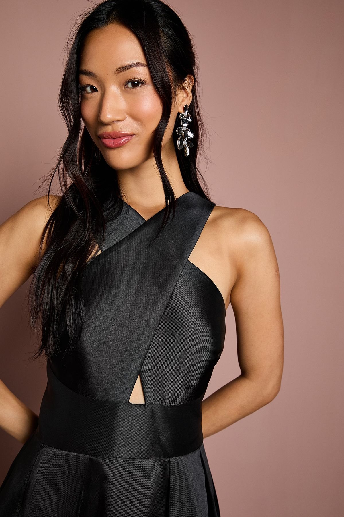 Coast Coast Women's Cross Neck Twill Bridesmaid Dress in Black - 4