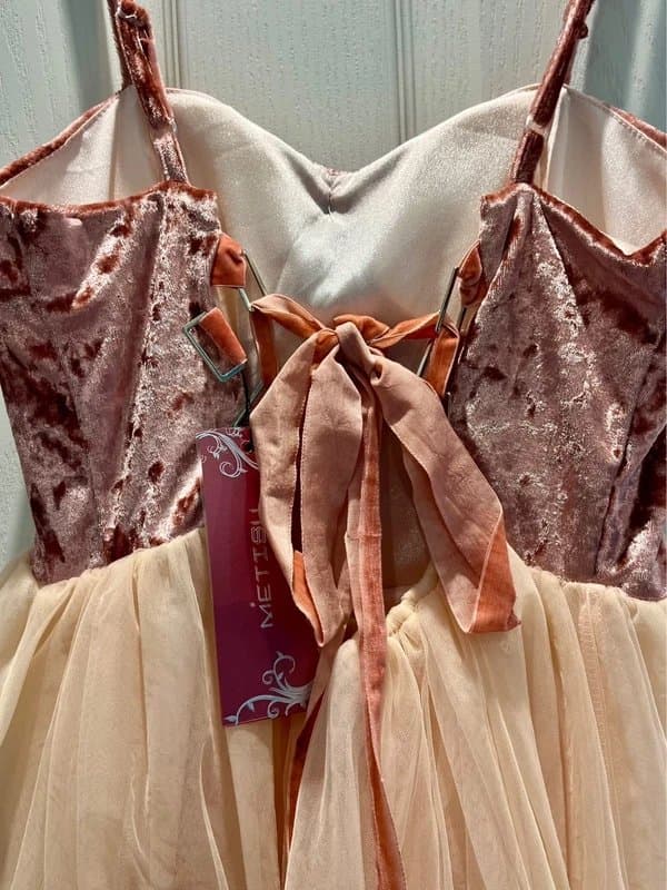 Metisu Crushed Velvet Salmon Pink Dress