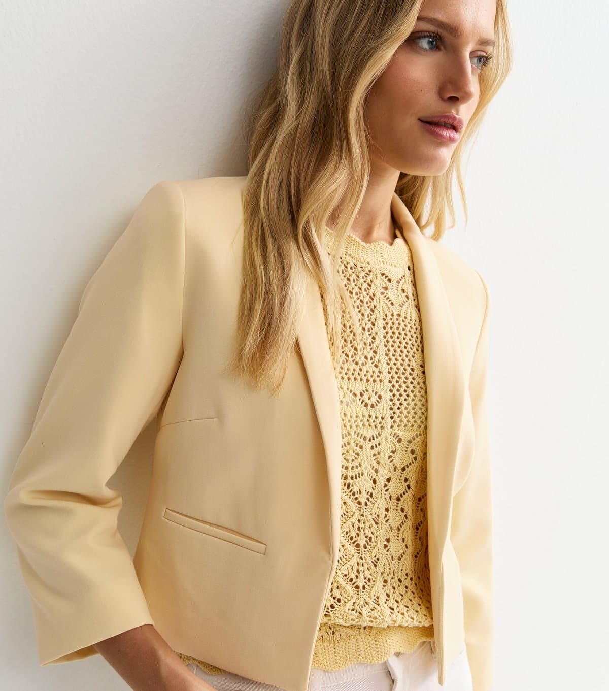 New Look Women's Light Yellow Cropped Blazer New Look