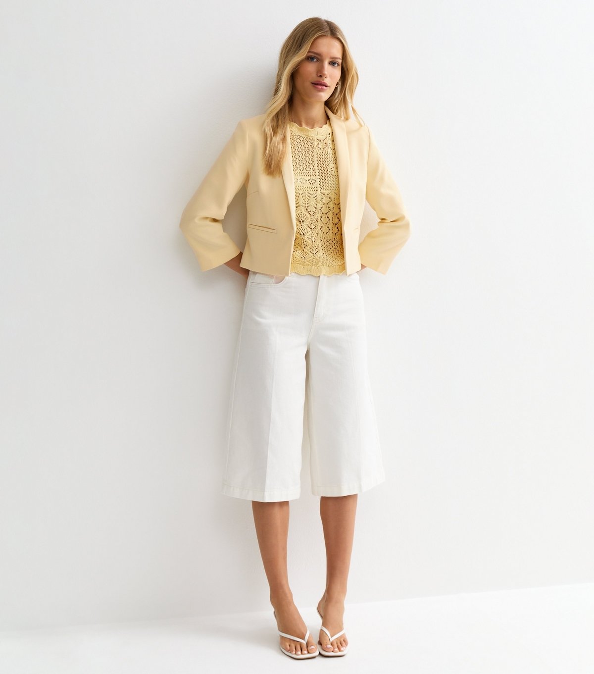 New Look Women's Light Yellow Cropped Blazer New Look - 3