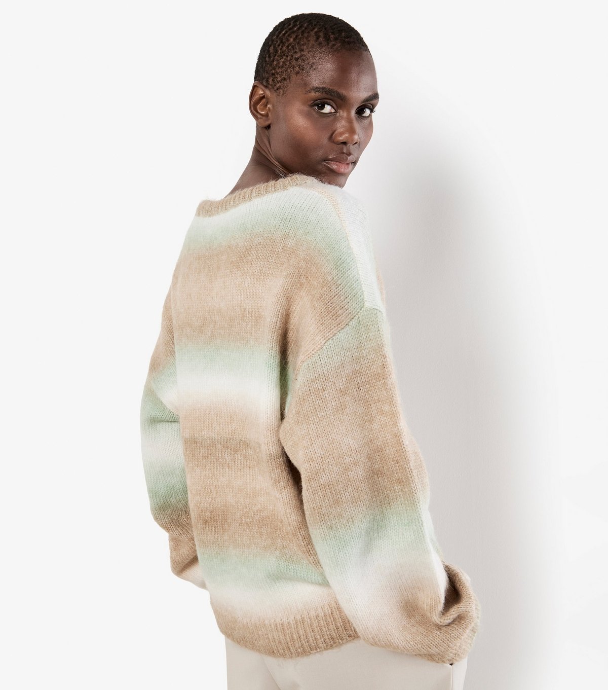 Apricot Women's Light Green Space Dye Stripe Jumper Apricot New Look - 3