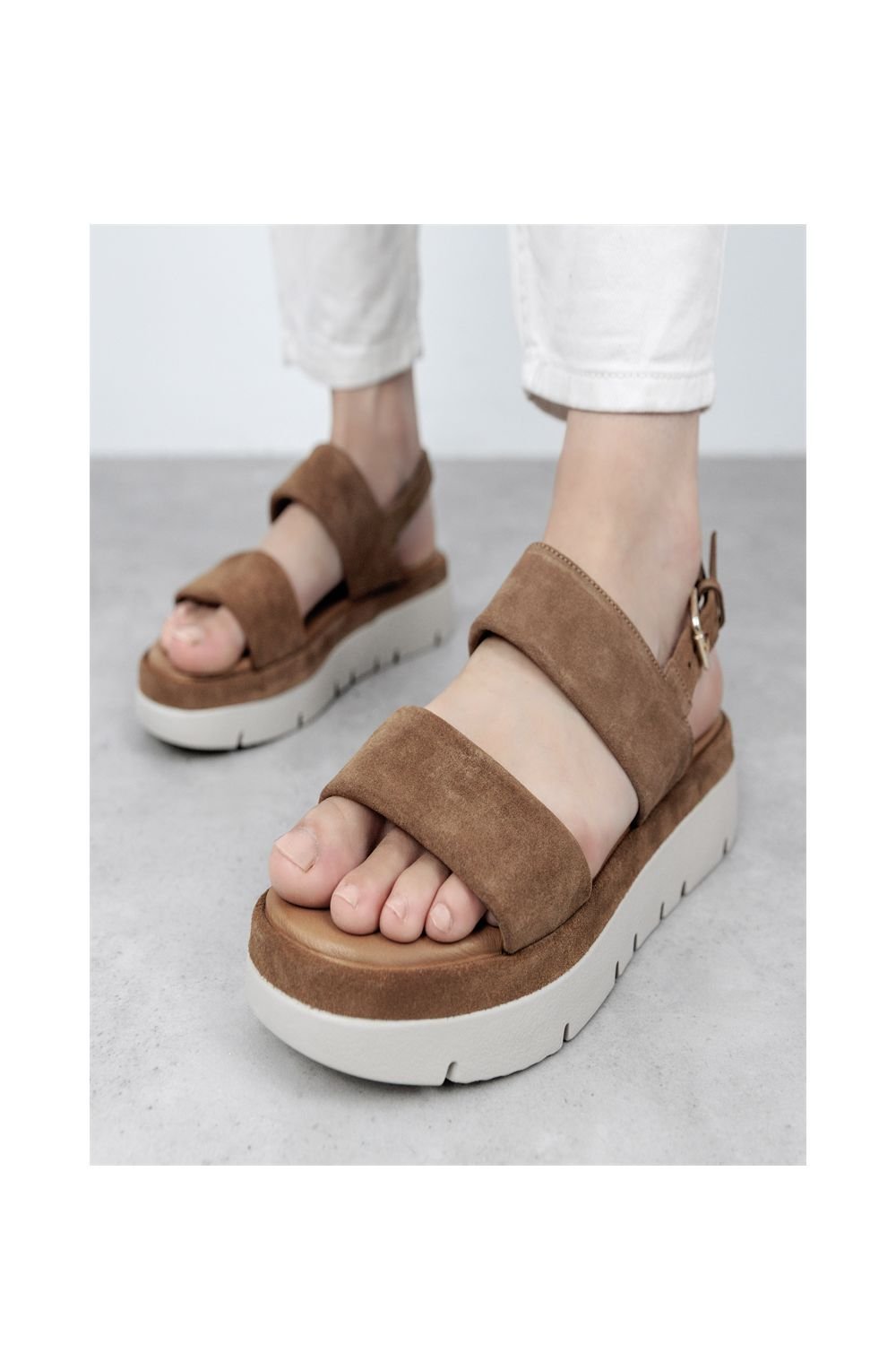 Moda In Pelle Moda In Pelle Women's 'Netty' Suede Flatforms in Tan - 2