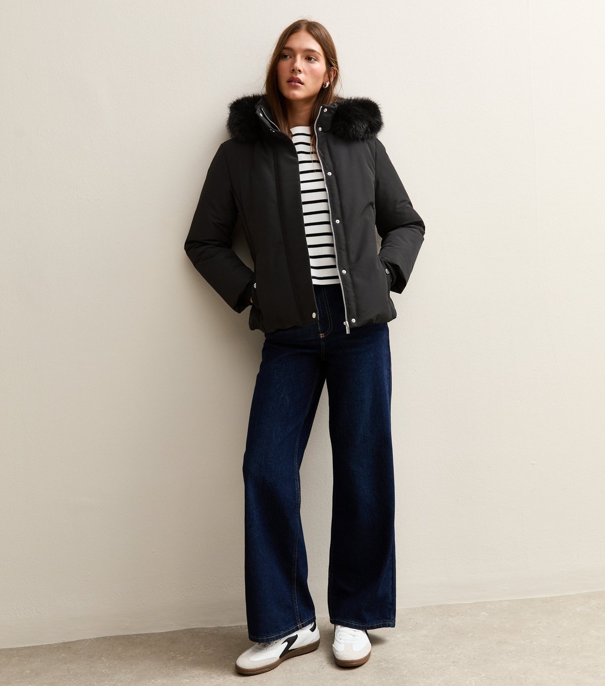 New Look Women's Premium Black Hooded Puffer Jacket New Look - 3