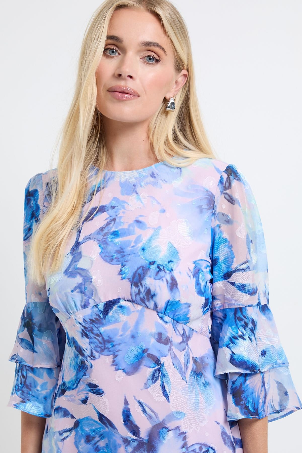 Wallis Wallis Women's Petite Floral Burn Out Ruffle Sleeve Midi Dress in Pink - 4