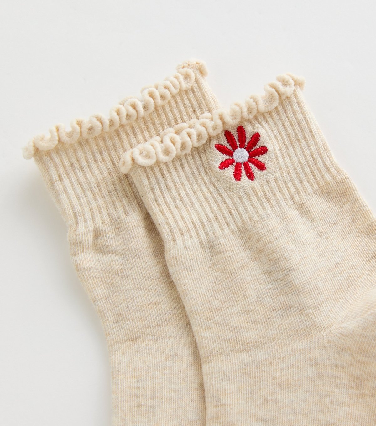 New Look Oatmeal Embroidered Daisy Frill Ankle Socks New Look - 2
