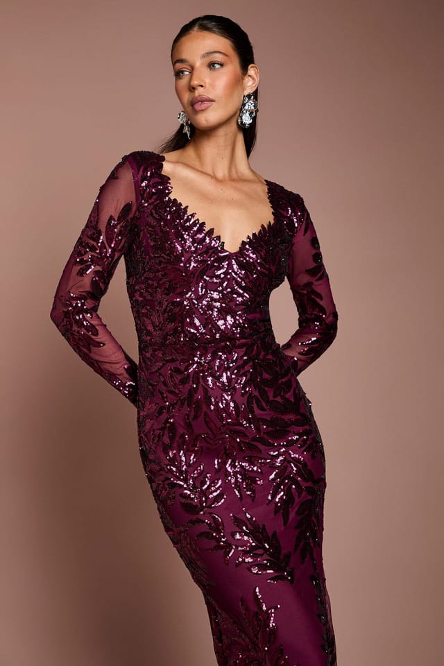 Coast Coast Women's Long Sleeve Floral Sequin Maxi Dress in Burgundy - 2