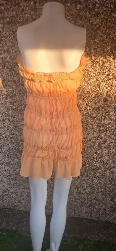 no brand NWOT Apricot Y2K Strapless Tiered Ruffle Mini Dress Size S Drawstring