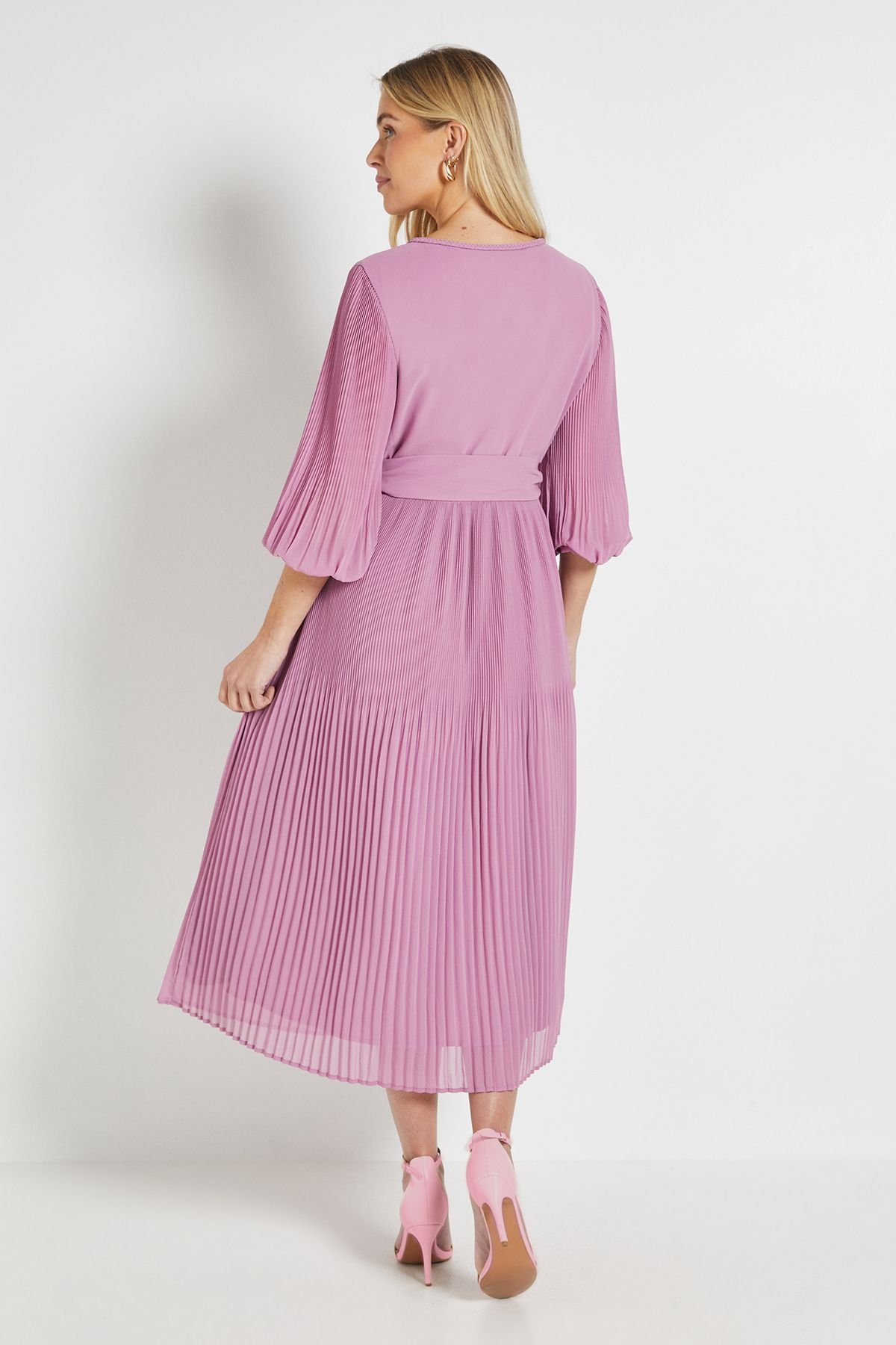 Wallis Wallis Women's Petite Chiffon Plait Detail Pleated Midi Dress in Lilac - 3