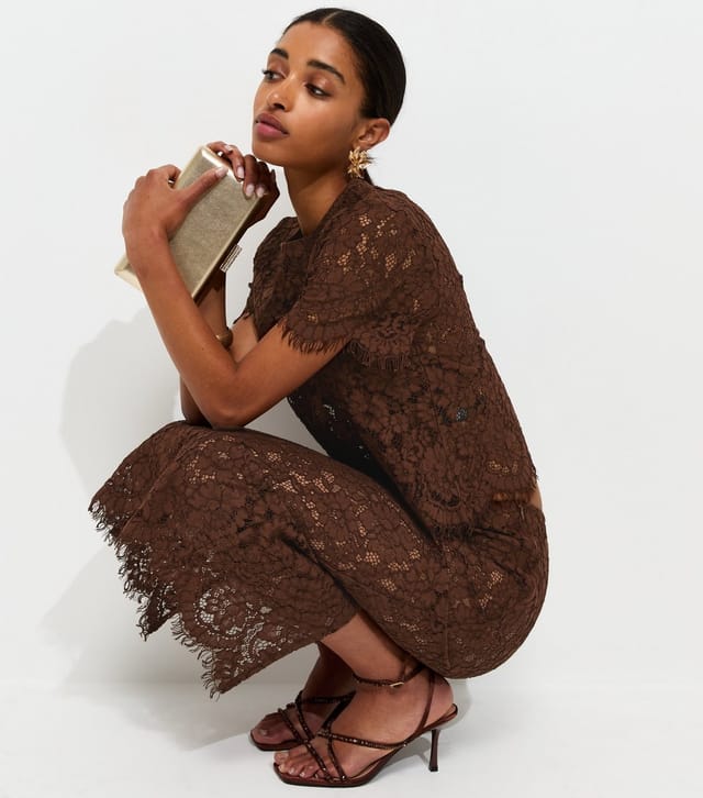 New Look Women's Dark Brown Scalloped Lace Short Sleeve Top New Look - 3