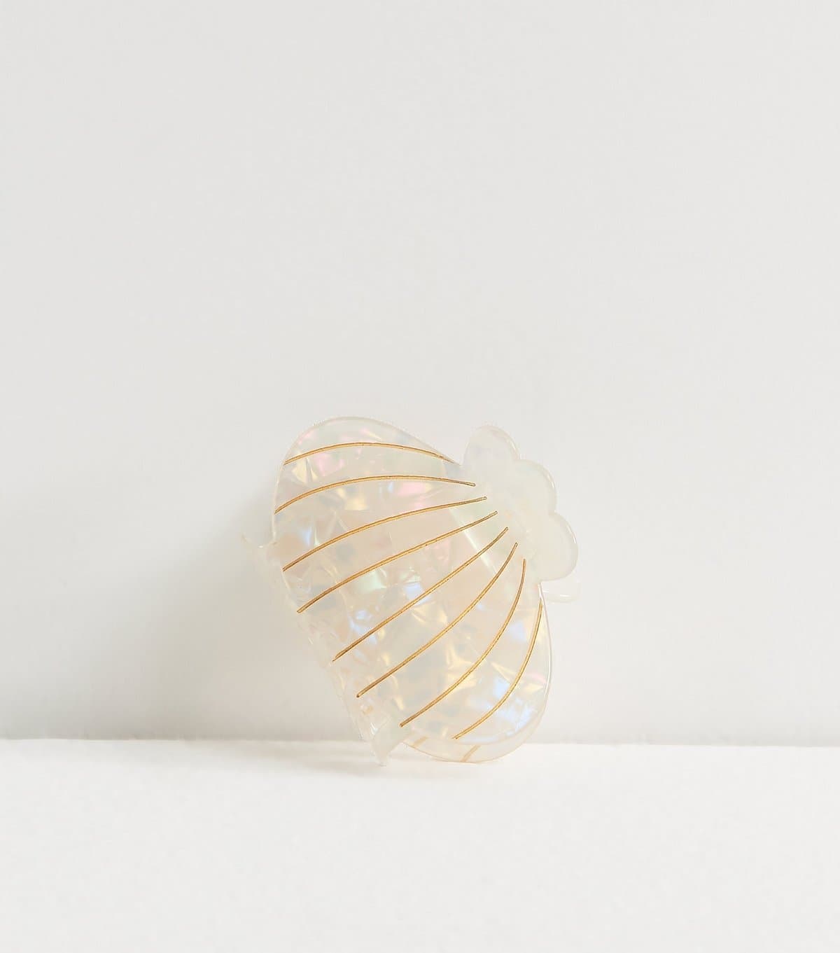 New Look Cream Pearlised Shell Hair Claw Clip New Look