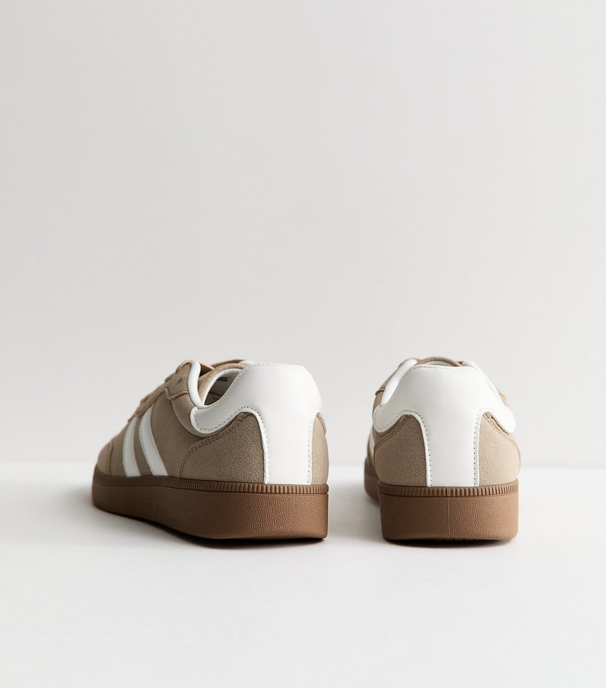 New Look Women's Camel Faux Suede Contrast Side Stripe Trainers New Look - 4