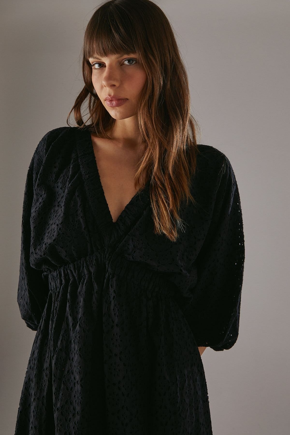 Warehouse Warehouse Women's Broderie Plunge Neck Volume Sleeve Smock Midi Dress in Black - 4