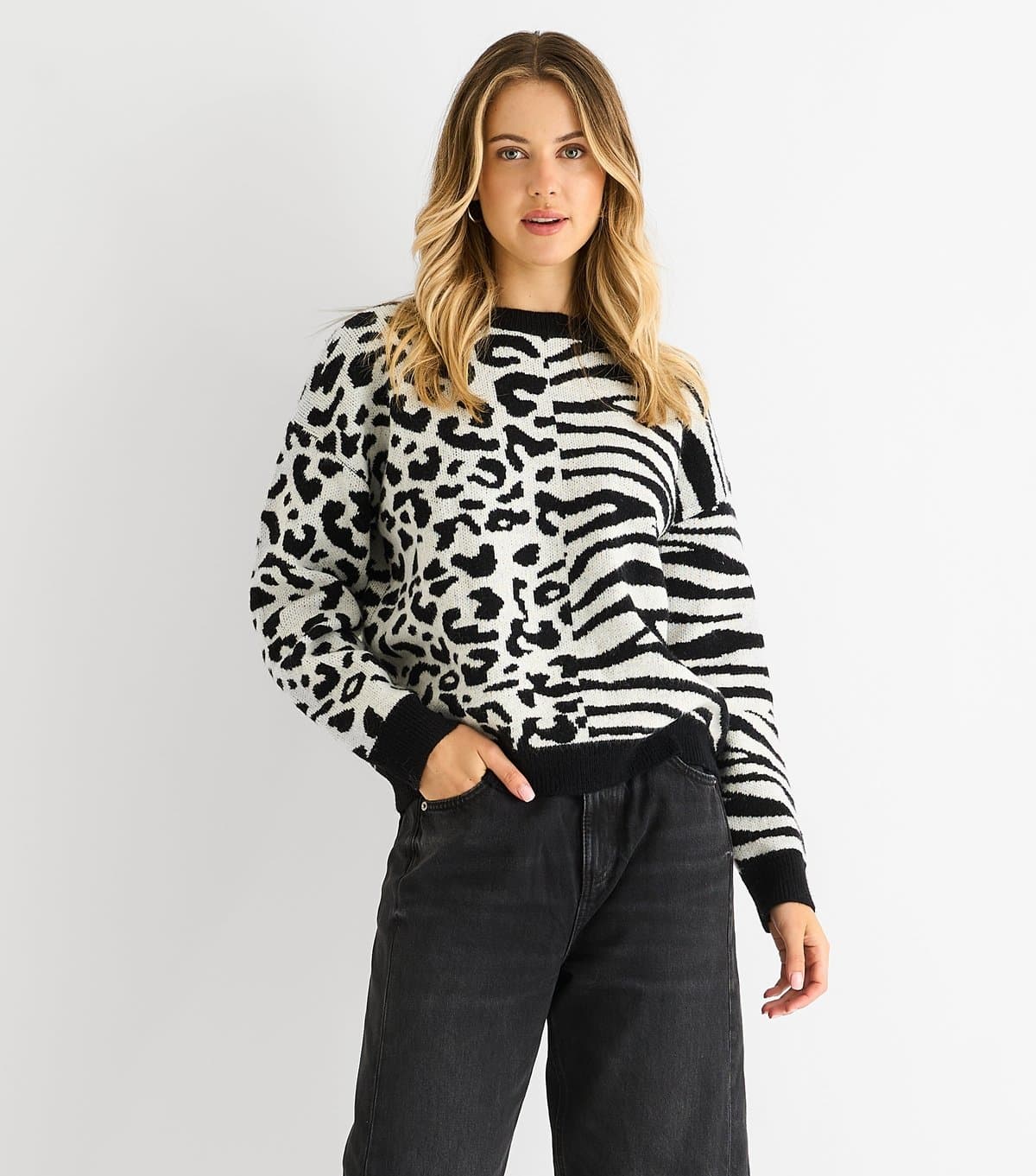 Gini London Women's Black Animal Patterned Jumper Gini London New Look