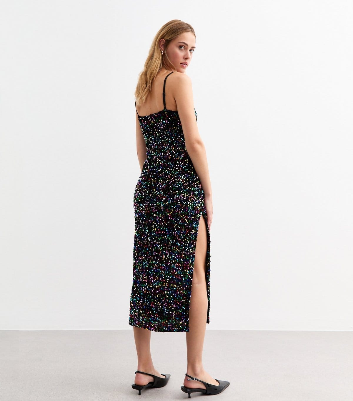 Sunshine Soul Women's Black Sequinned Midi Dress Sunshine Soul New Look - 4