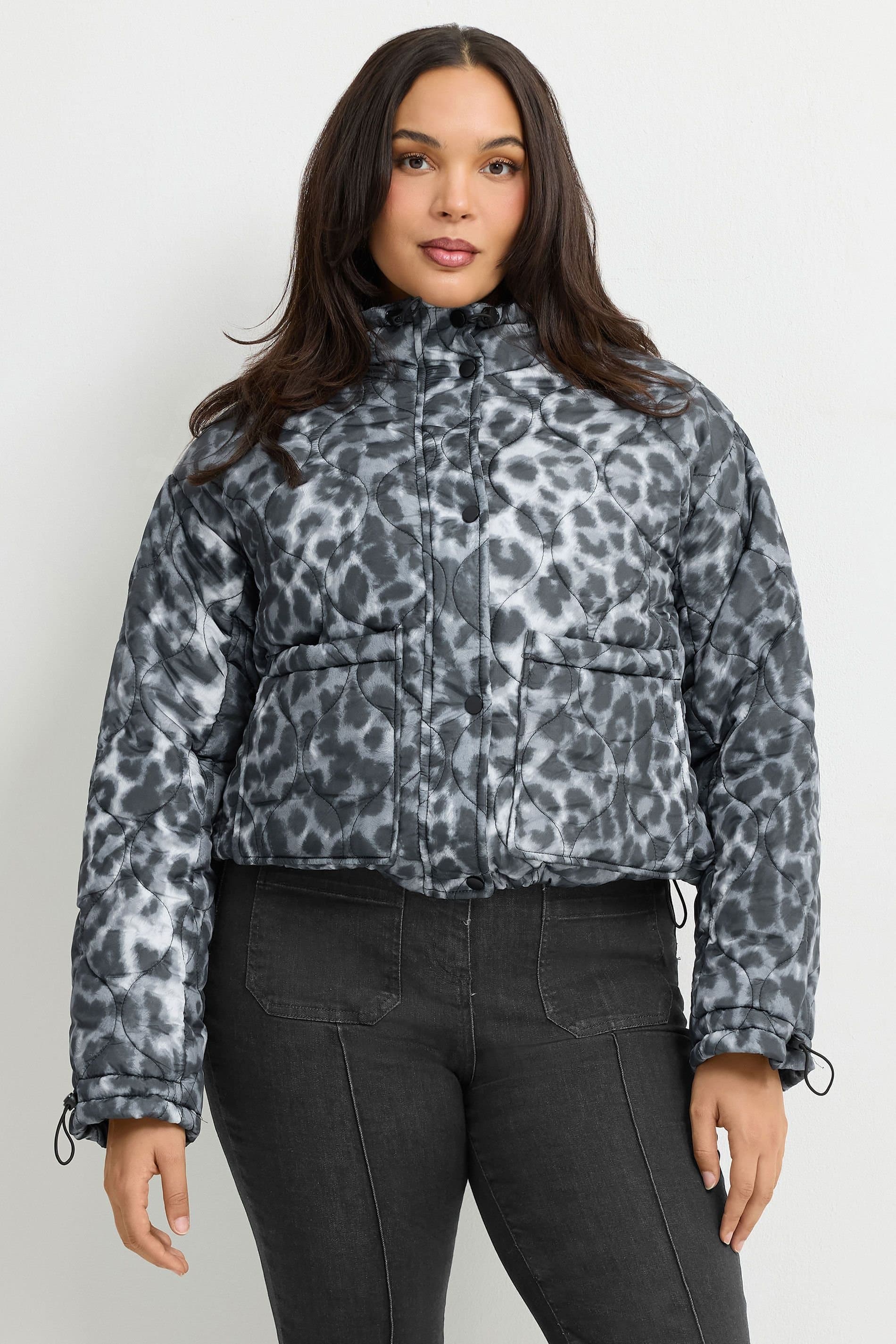 Yours Yours Women's Leopard Puffer Jacket in Grey