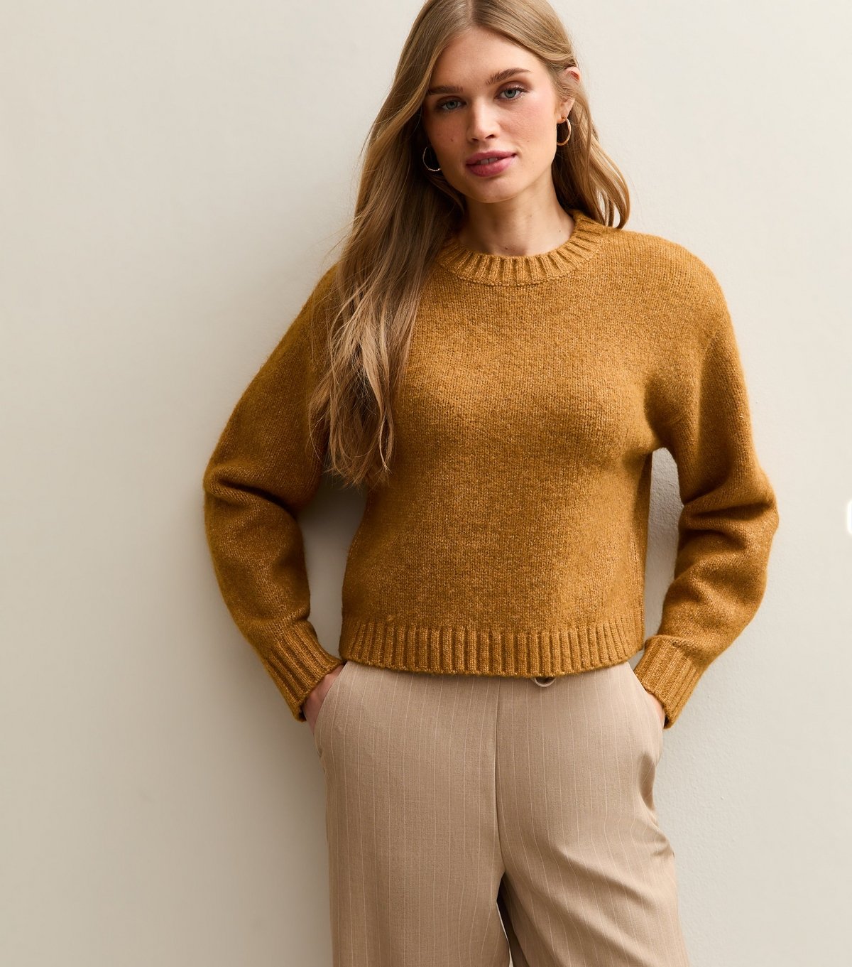 New Look Women's Dark Yellow Short Midweight Knit Jumper New Look - 2