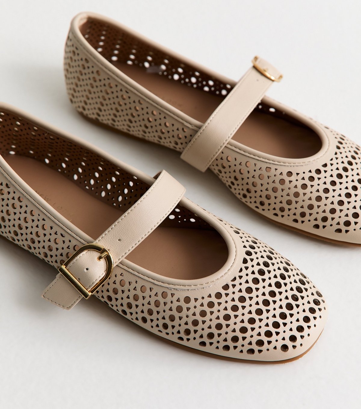 New Look Women's Off White Faux Leather Lazor Cut Mary Jane Shoes Vegan New Look - 3