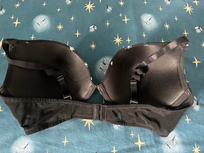 New Look Black Daisy Embroidered Push Up Bra - Size 36DD