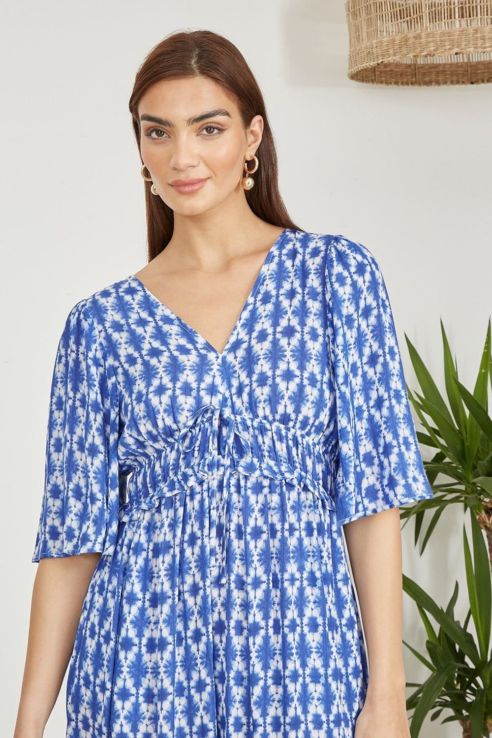 Yumi Yumi Women's Blue Aztec Print Maxi Dress With Cross Over Back - 4
