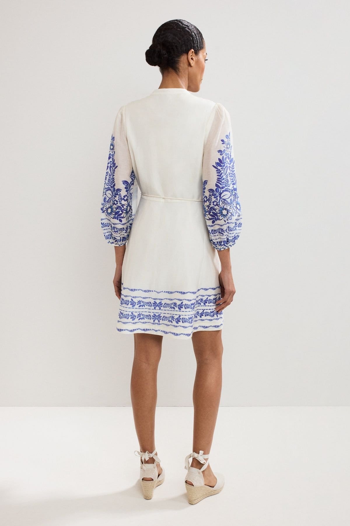 Phase Eight Phase Eight Women's Pia Floral Tunic Dress in Cool White - 4