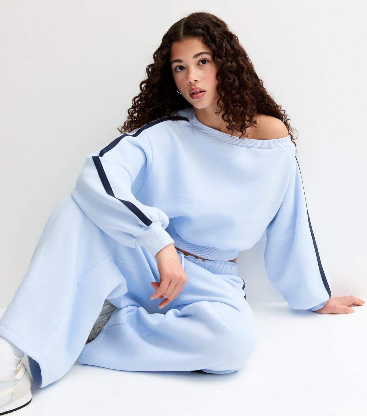 New Look New Look Light Blue Off-Shoulder Sweatshirt