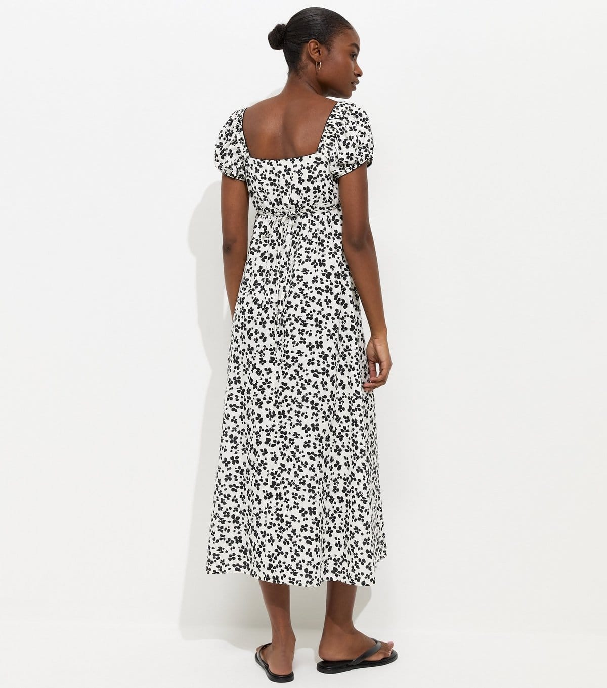 New Look Women's Cream Woven Floral Print Milkmaid Midi Dress New Look - 4