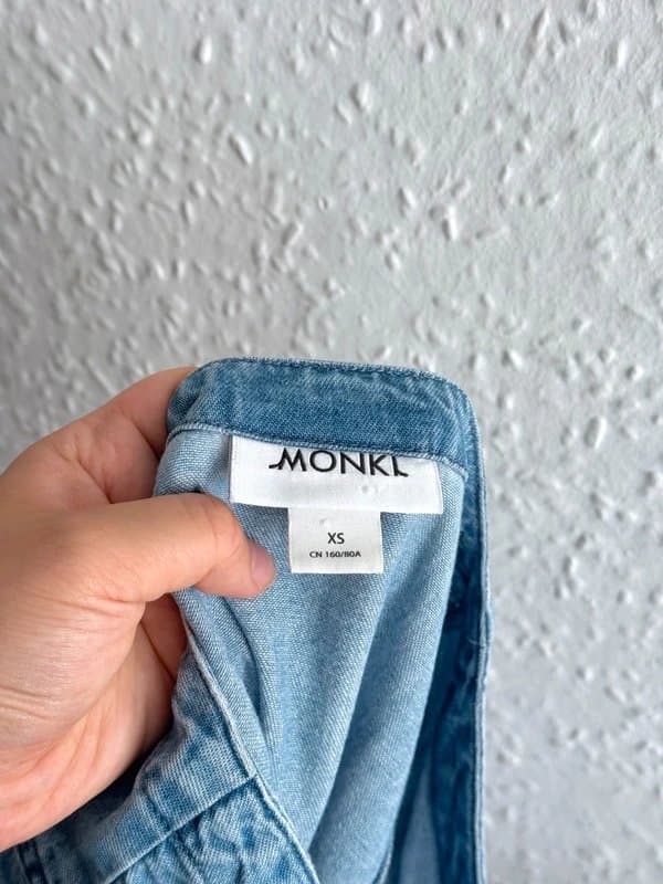 Monki Women's Monki Light Wash Blue Denim Button Front V-Neck Mini Dress - UK Size XS