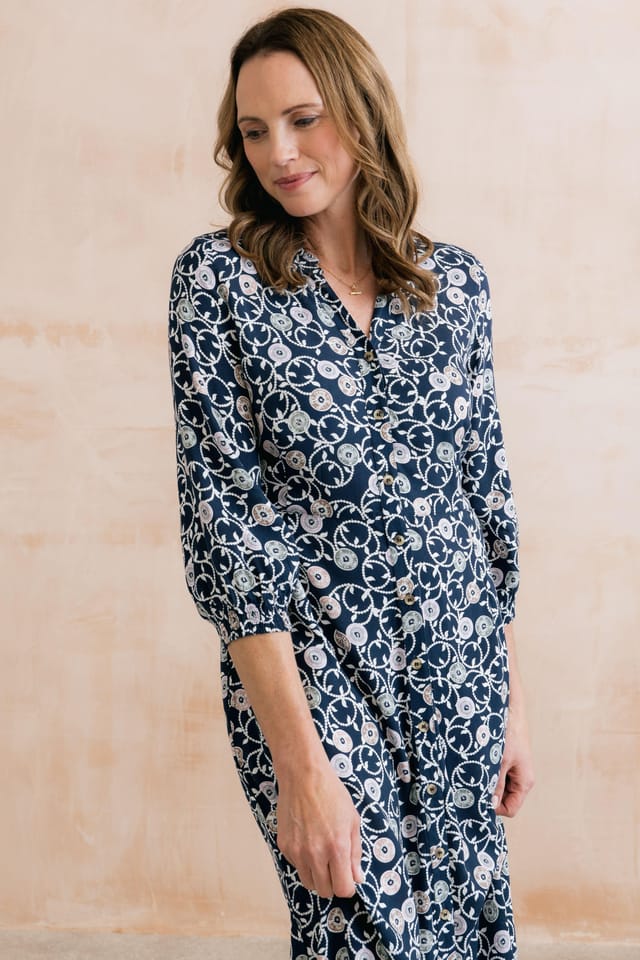 Lily & Me Lily & Me Women's Leoni Printed Shirt Dress in Navy - 3