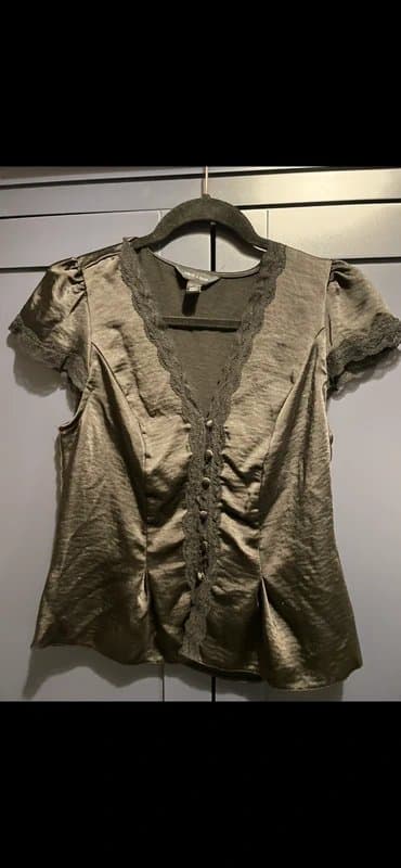 New Look New Look Satin Silky Top size 10