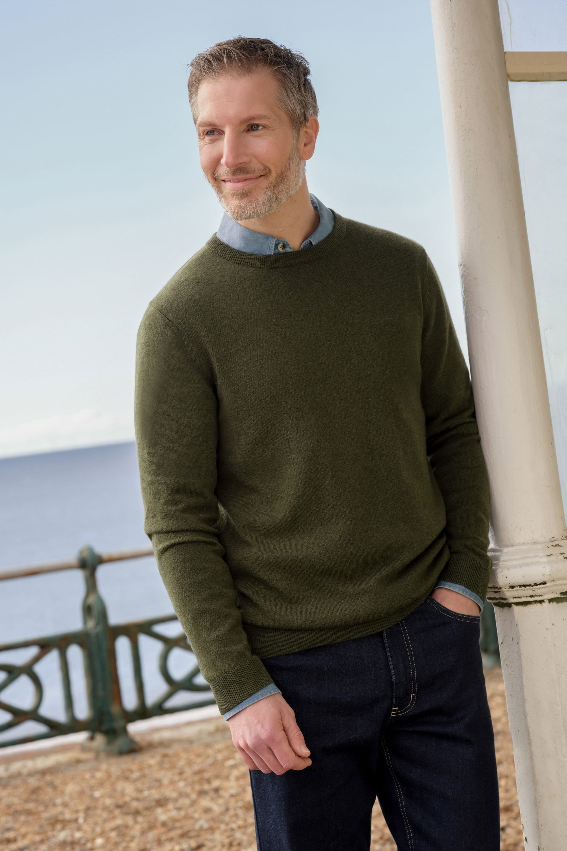 WoolOvers Men's Dark Green Cashmere Merino Crew Neck Jumper