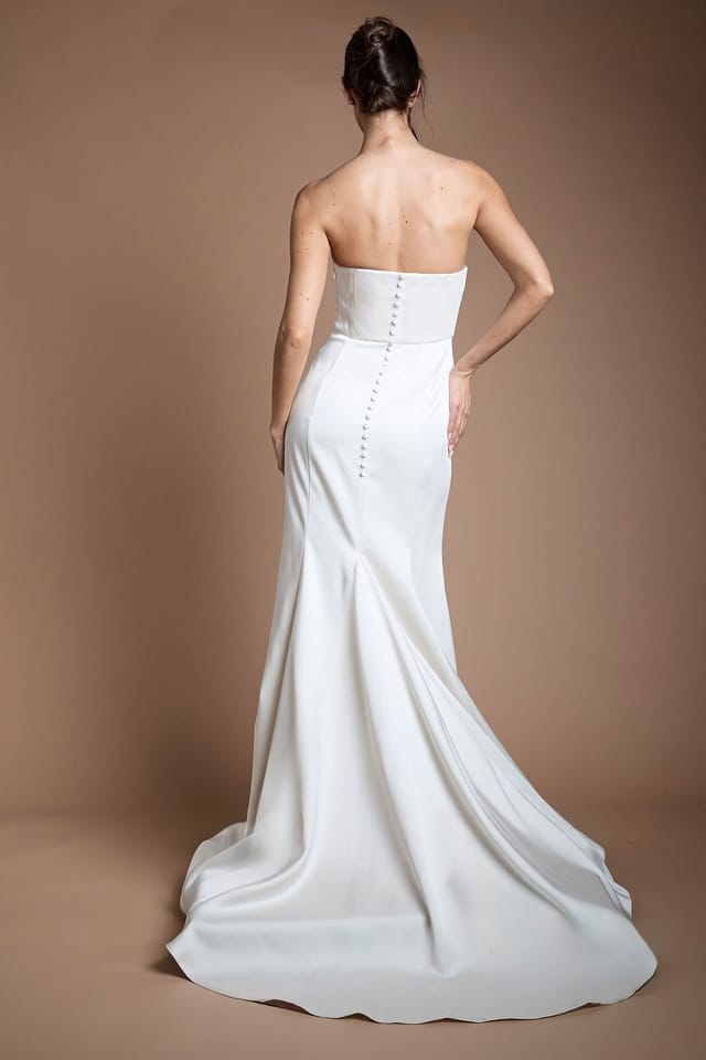 Coast Coast Women's Structured Satin Bandeau Fishtail Wedding Dress with Train in Ecru - 3