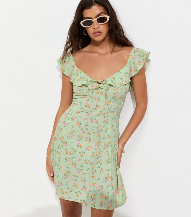 New Look Women's Green Crepe Ditsy Print Ruffle Trim Mini Dress New Look - 2