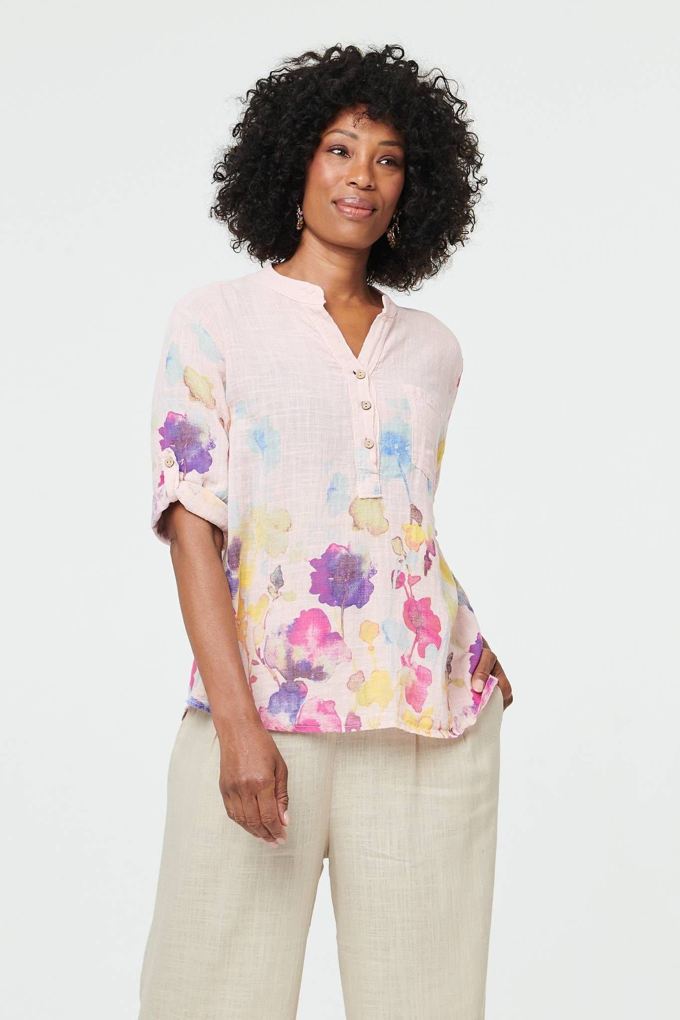 Izabel London Izabel London Women's Floral Turn-Up Sleeve Curve Hem Blouse in Pink
