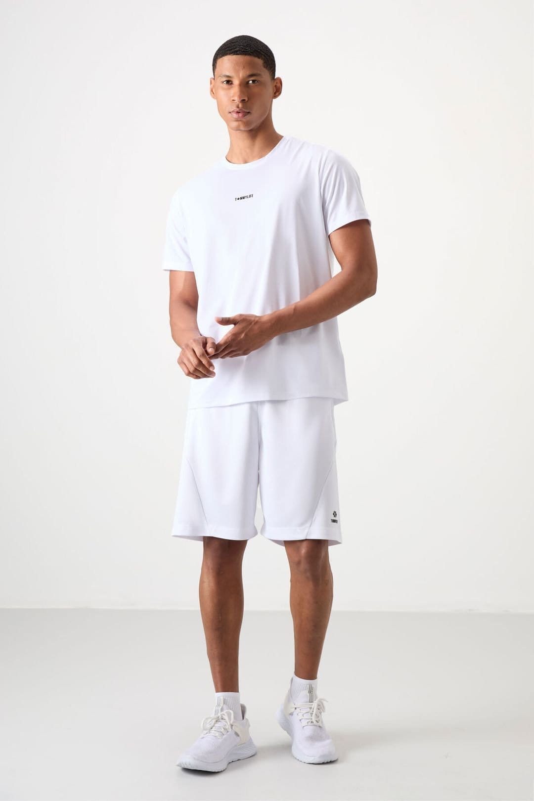 Tommy Life Tommy Life Men's Regular Fit Logo Jersey T-Shirt in White - 4