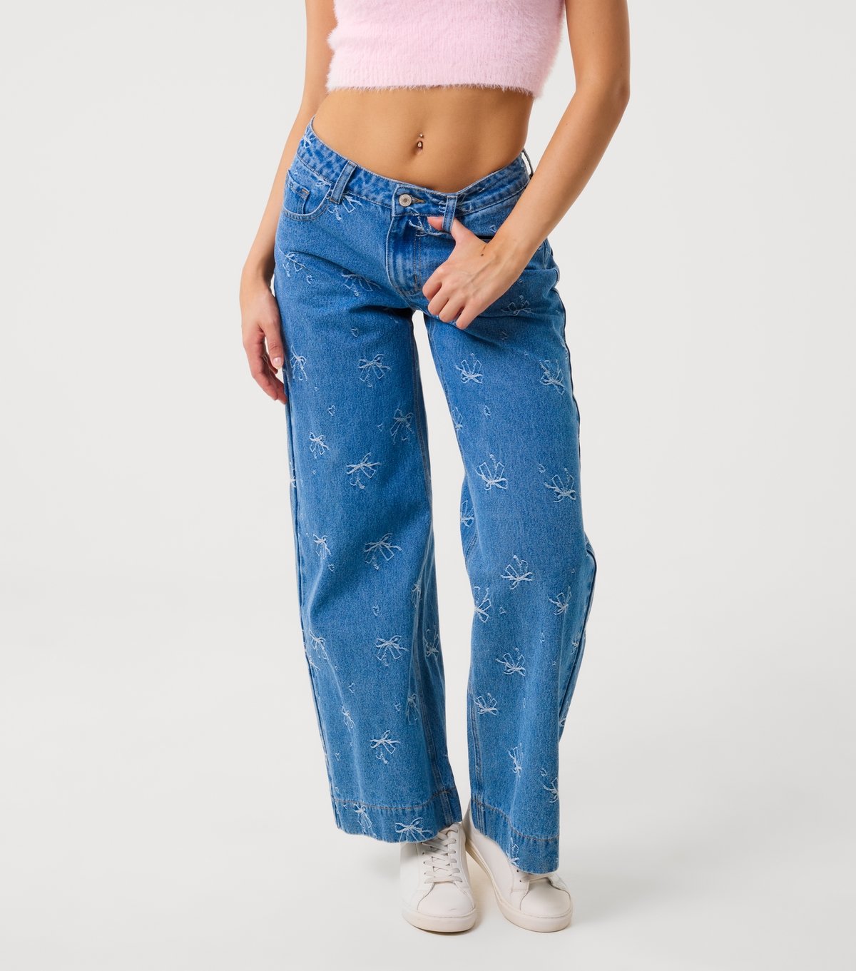 Pink Vanilla Women's  Blue Ribbon Bow Embroidered Jeans Pink Vanilla New Look - 2