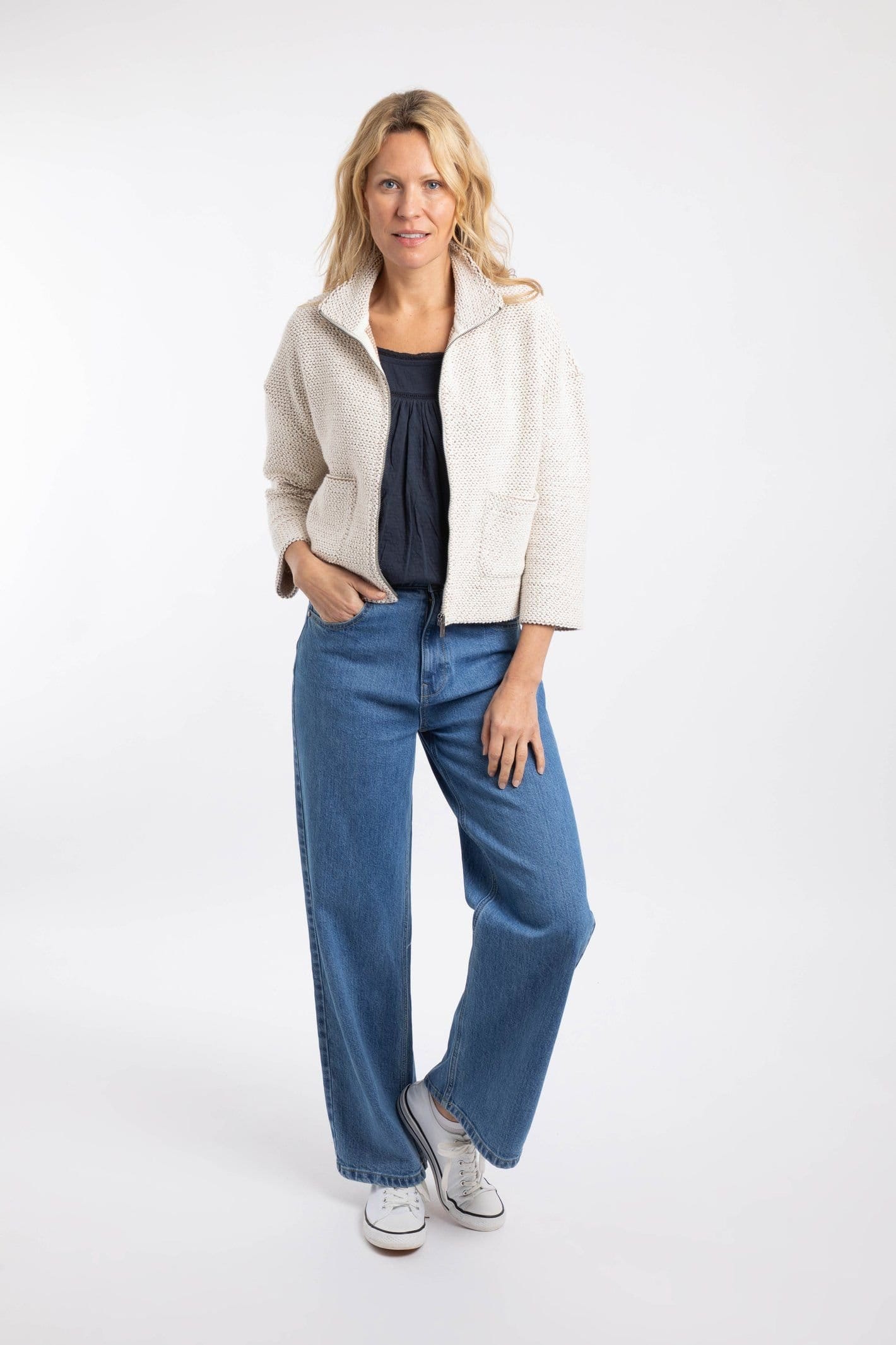 Weird Fish Weird Fish Women's Emily Full Zip Cropped Macaroni Sweatshirt Jacket in Ecru - 4