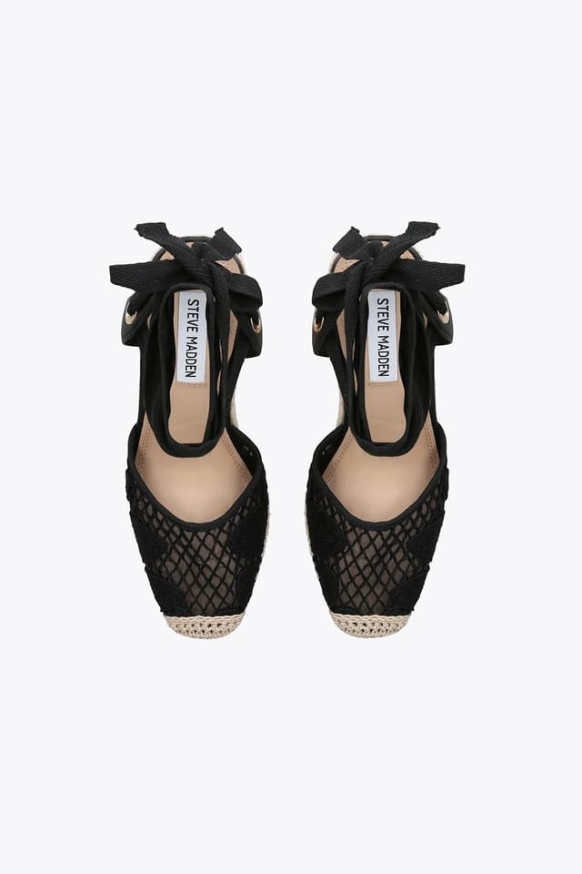 Steve Madden STEVE MADDEN Women's 'Osborn Black' Fabric Sandals in Black - 2