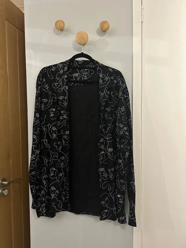 New Look New Look Long Sleeve Black Graphic Shirt