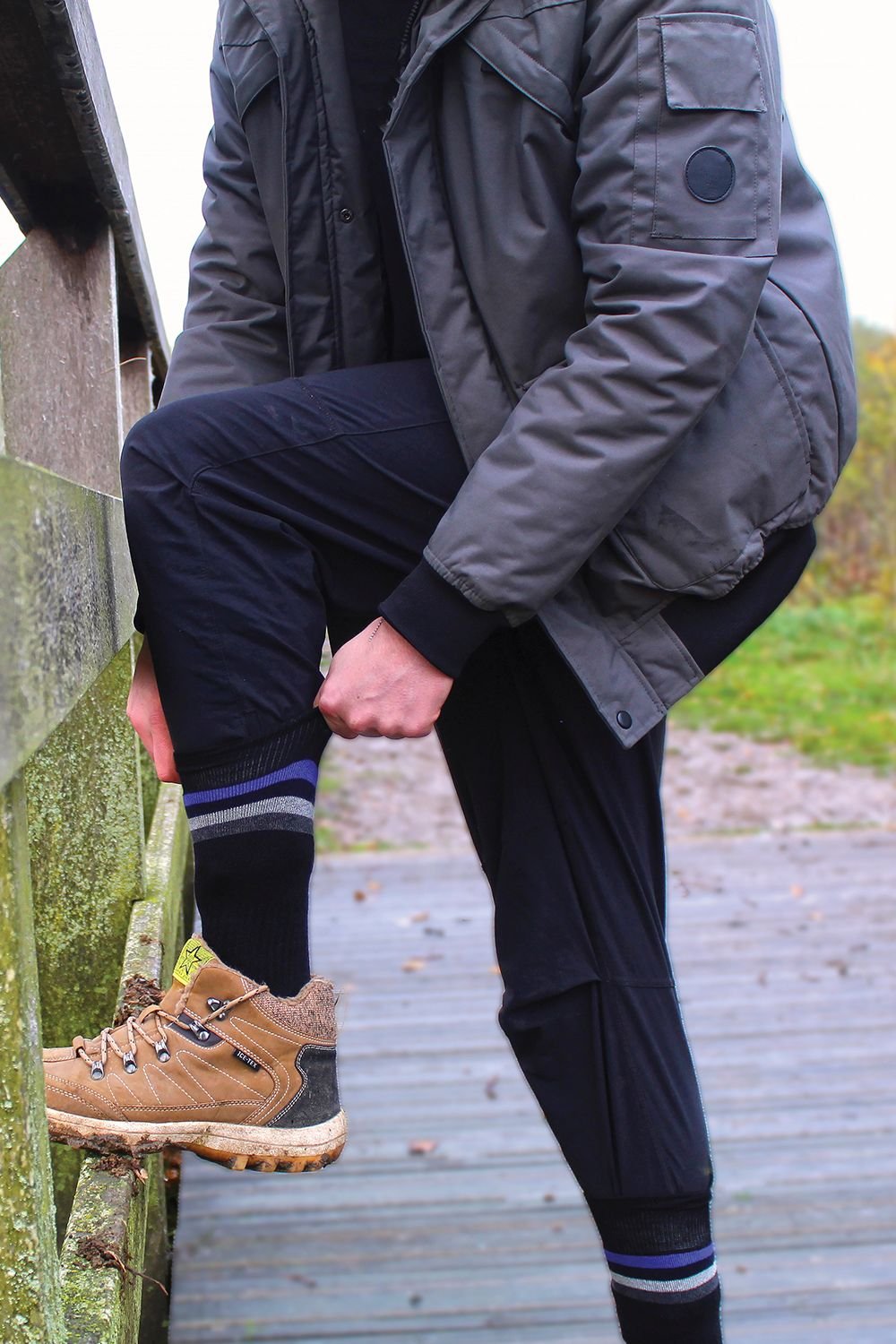 Peninsula Peninsula Men's 3 Pack Cushioned Anti Blister Dual Layer Hiking Socks in Grey - 4