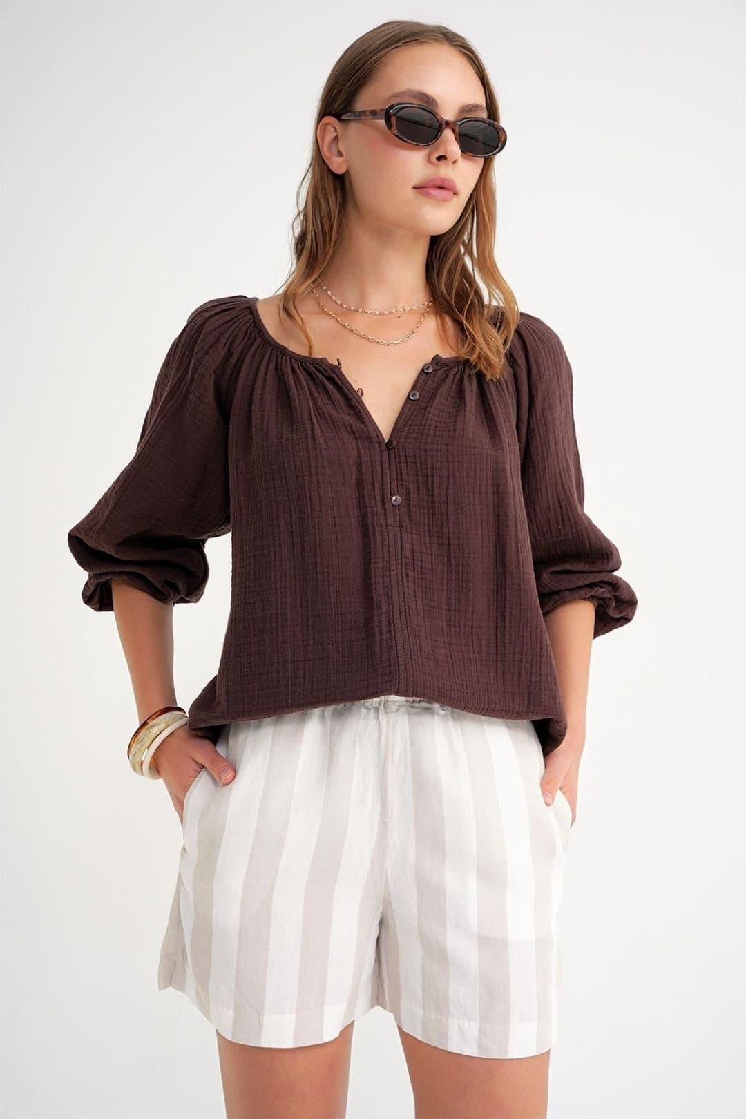 MixRay MixRay Women's Buttoned Muslin Blouse in Dark Brown