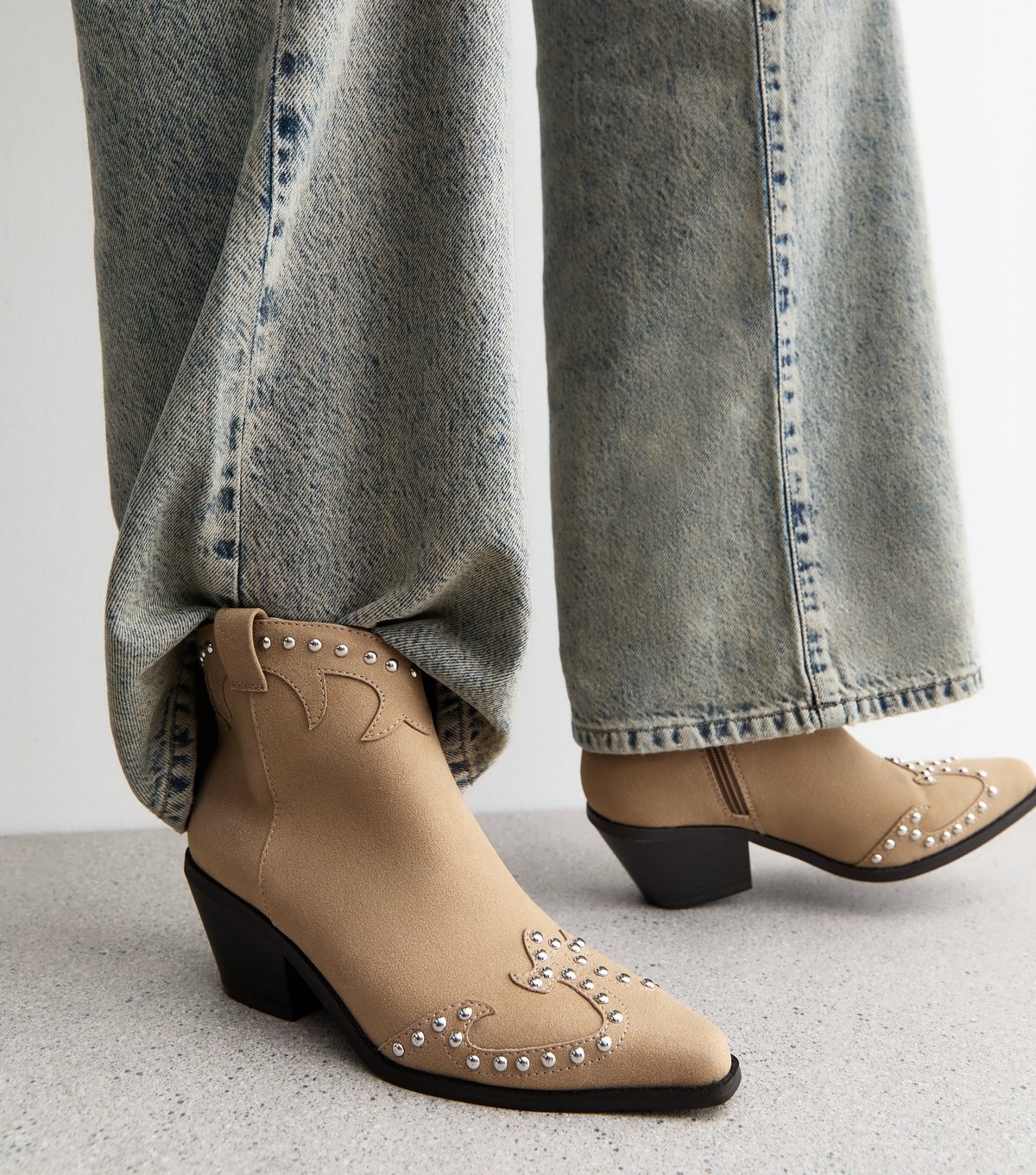 New Look Women's Tan Studded Western Ankle Boots Vegan New Look - 2