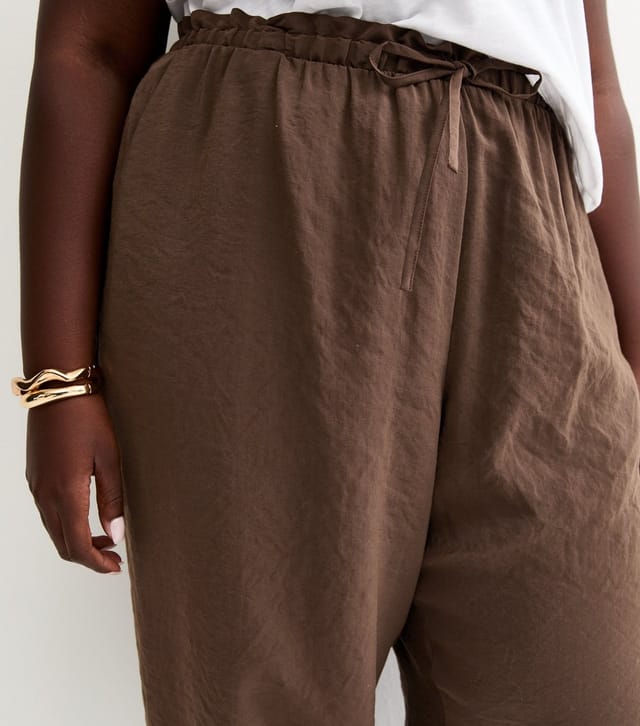 New Look Women's Plus Size Dark Brown Drawstring Waist Cuffed Joggers Curves New Look - 2