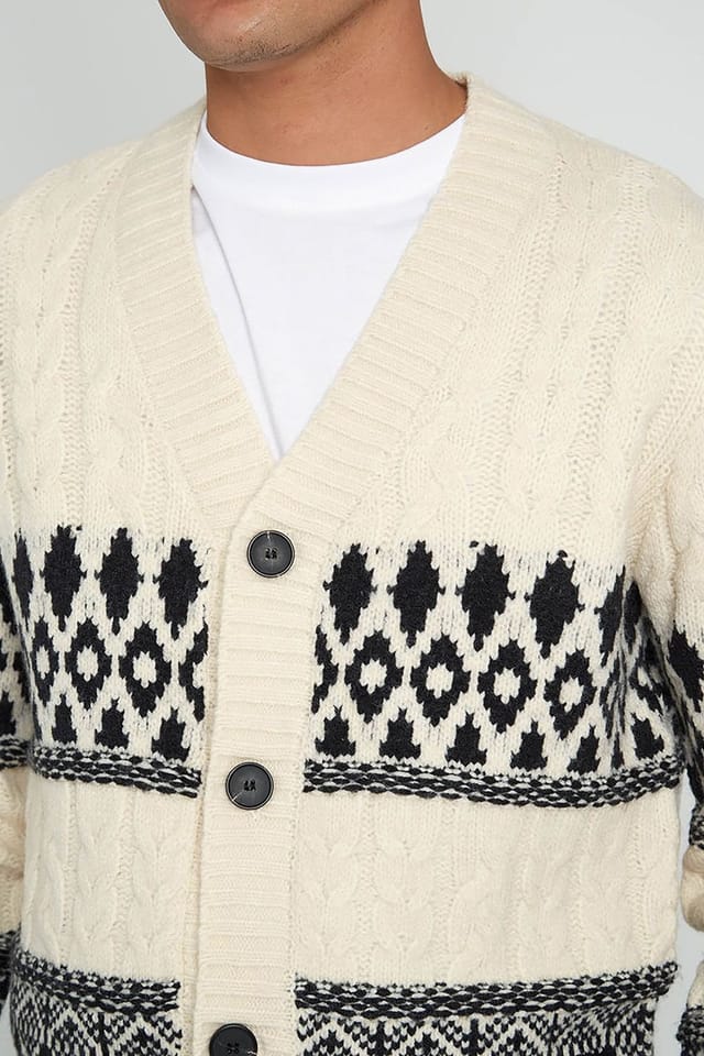 Native Youth Native Youth Men's Cable Knit Fairisle V-Neck Button Long Sleeve Cardigan in Off-White - 3