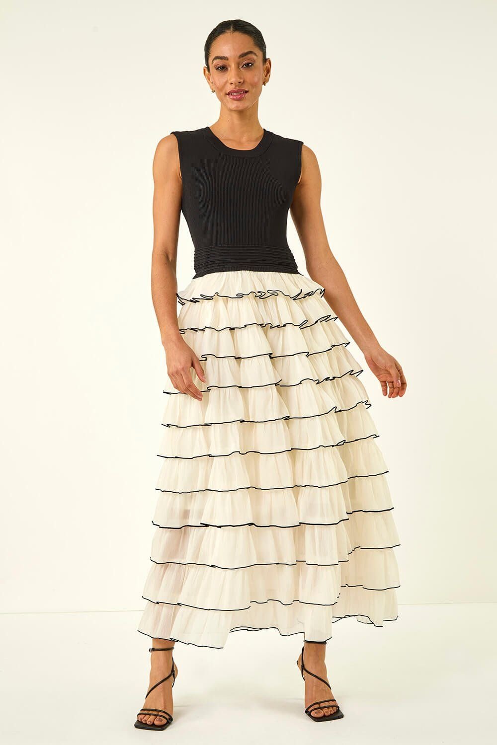 Dusk Dusk Women's Ruffle Knit Maxi Dress in Black - 2