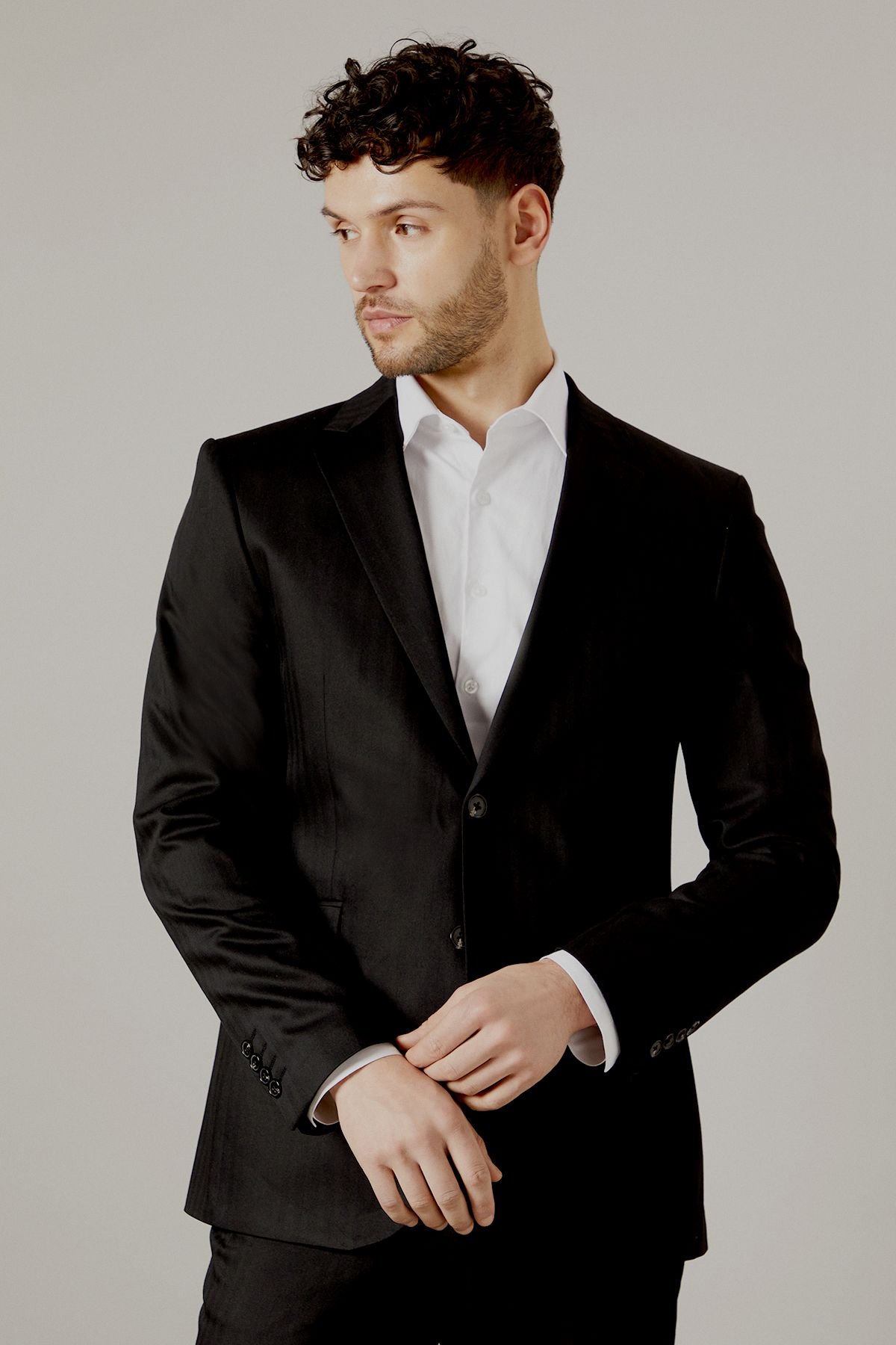 Burton Burton Men's Black Herringbone Tailored Fit Suit Jacket - 2