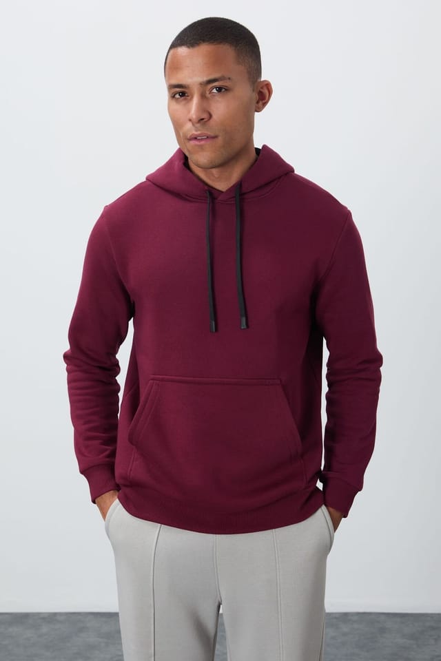 Tommy Life Tommy Life Men's Solid Hooded Sweatshirt With Pocket in Burgundy - 2