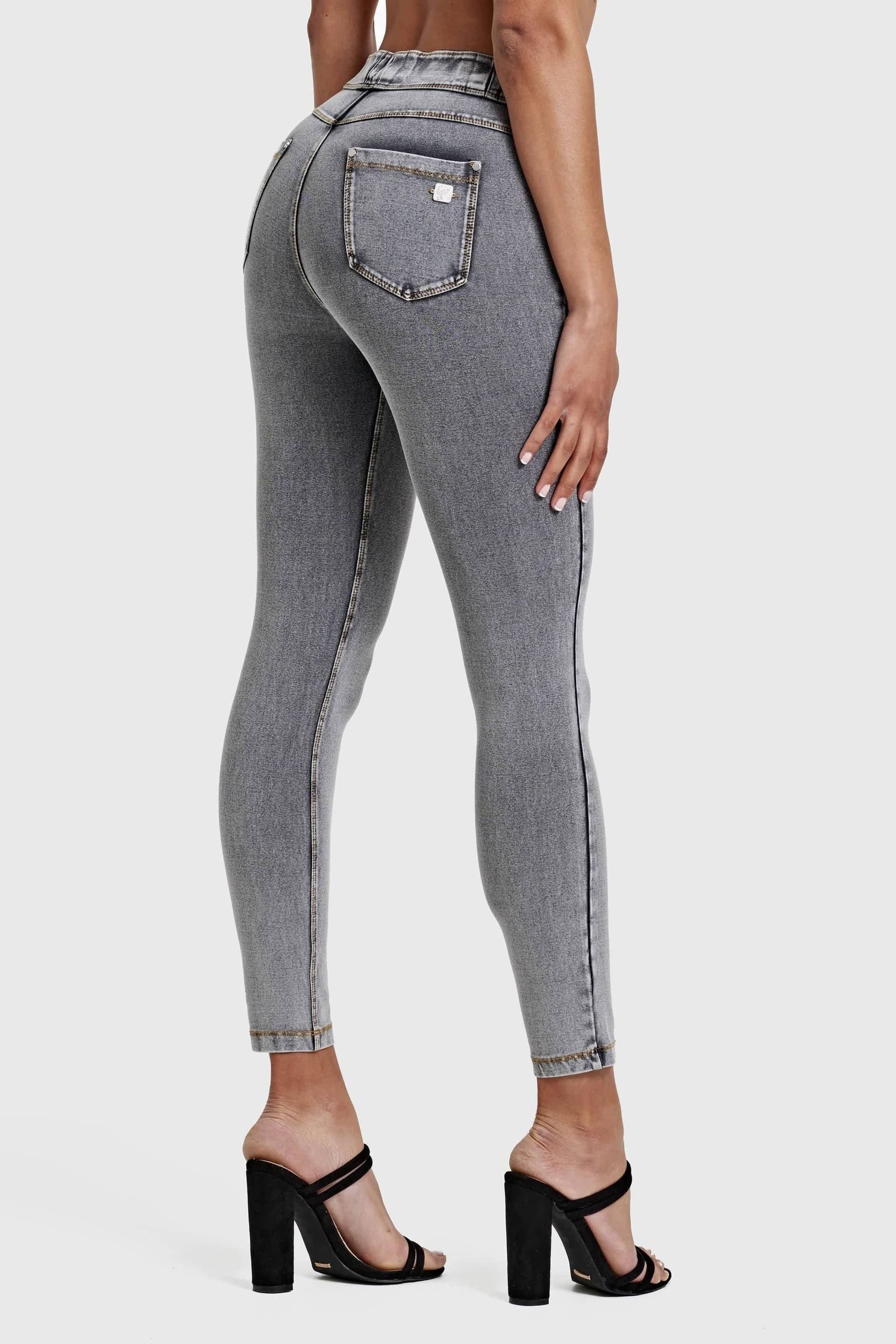 Freddy Freddy Women's N.O.W Denim High Waisted 7/8 Length Jeans in Grey