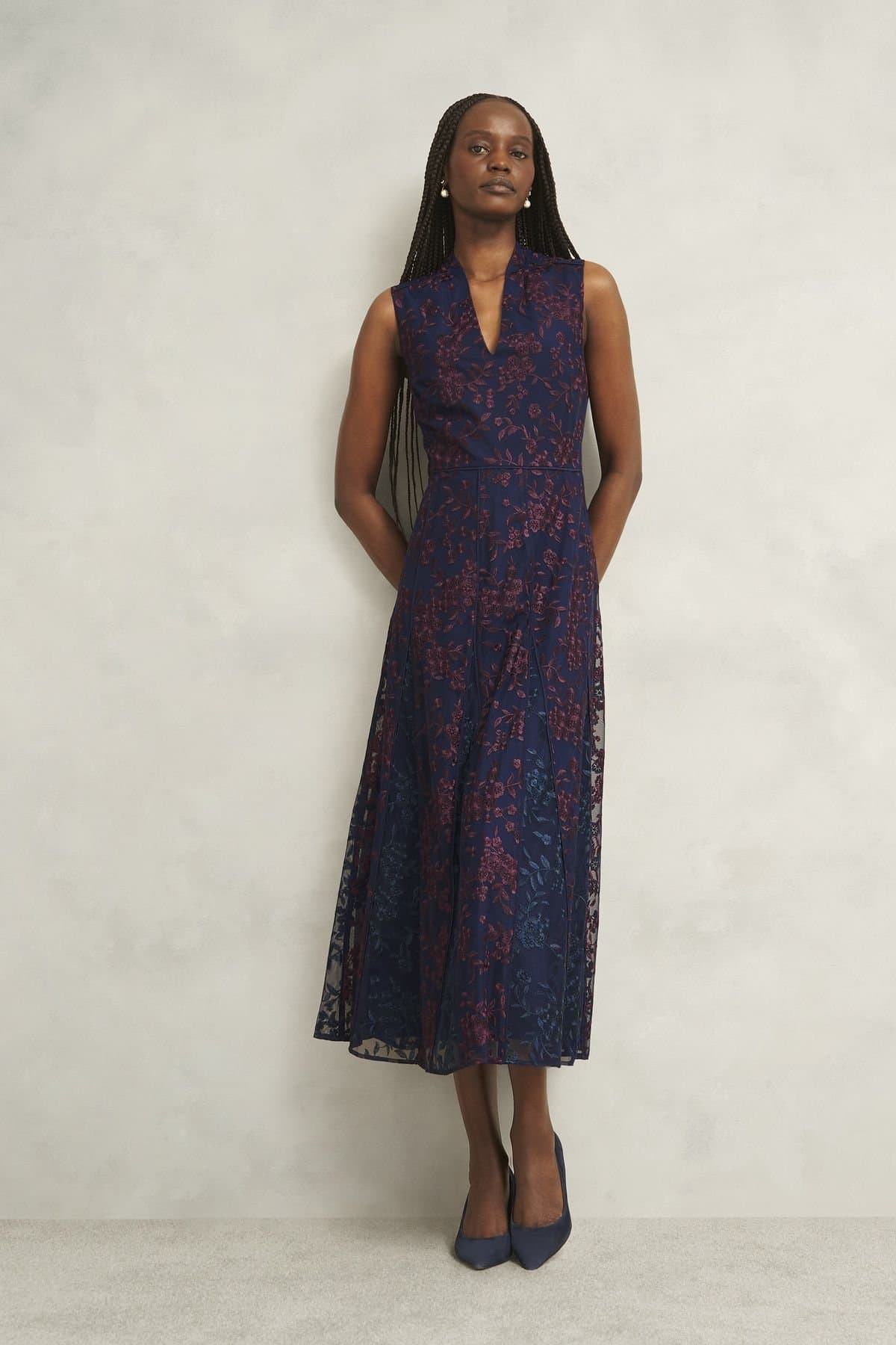 Hobbs London Hobbs London Women's Quin Embroidered Dress in Dark Navy