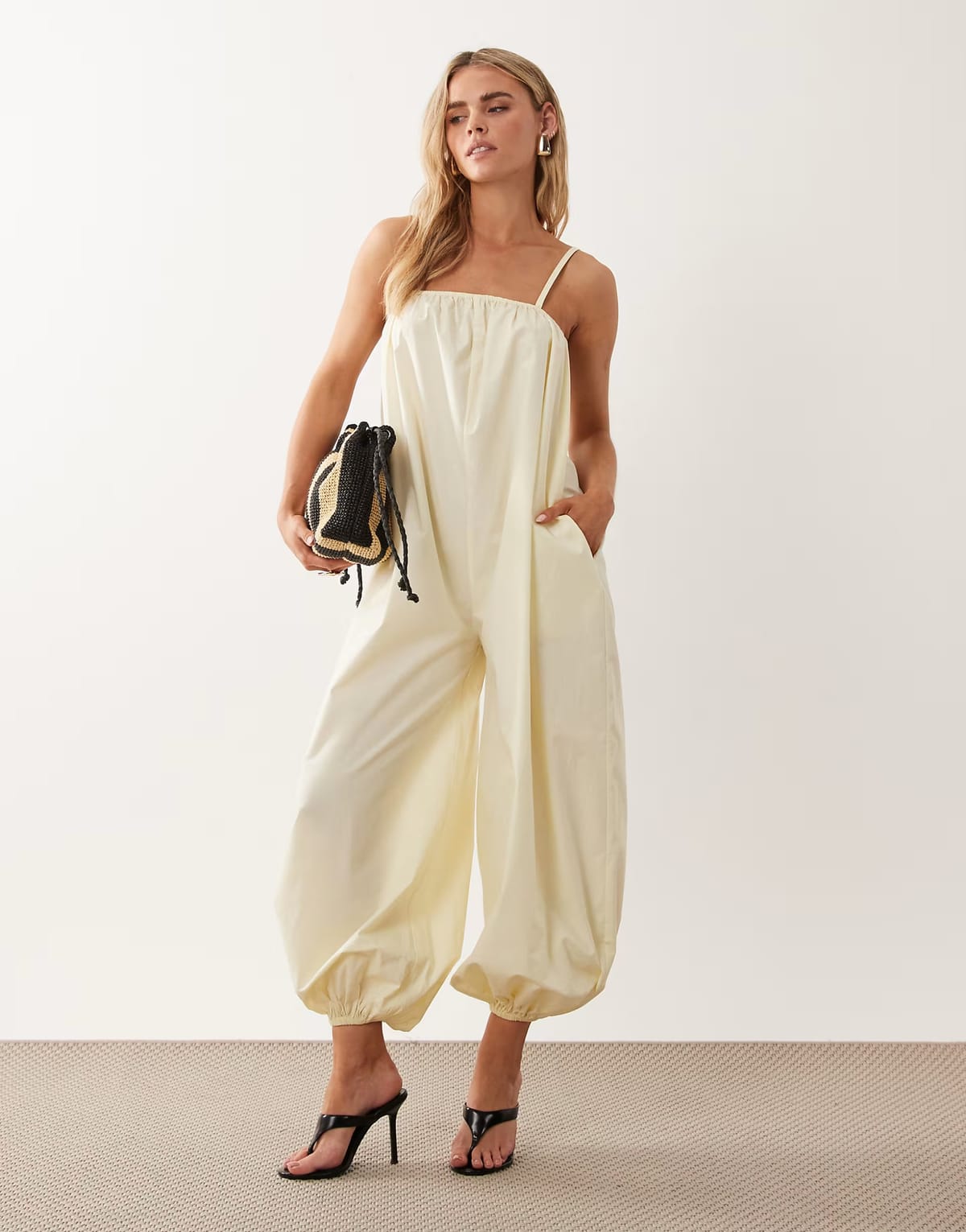ASOS ASOS DESIGN Petite balloon leg jumpsuit in cream - 1