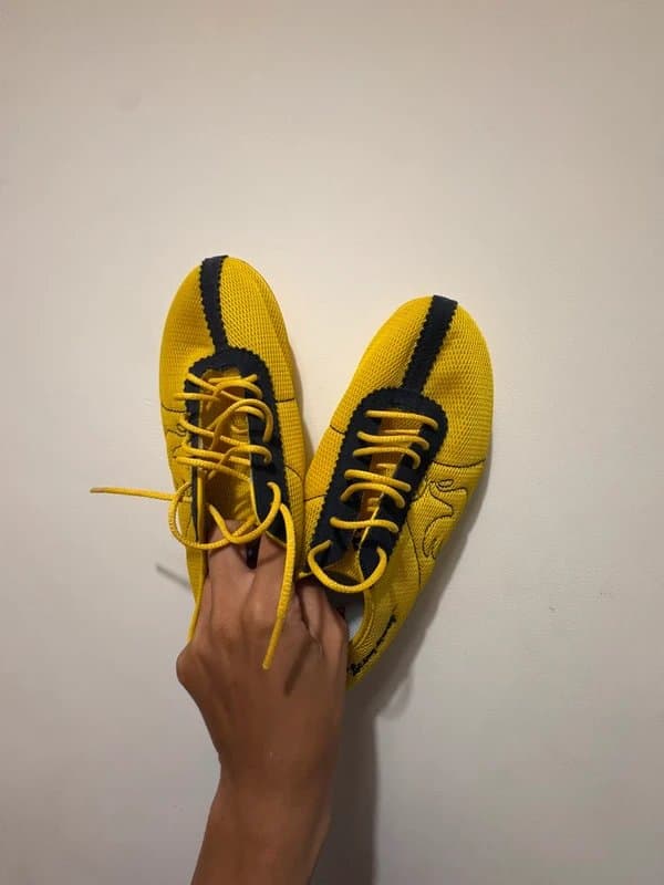 Le Coq Sportif Le Coq Sportif Mesh Sneakers – Vibrant Yellow & Navy (Size US 5 / EU 37)